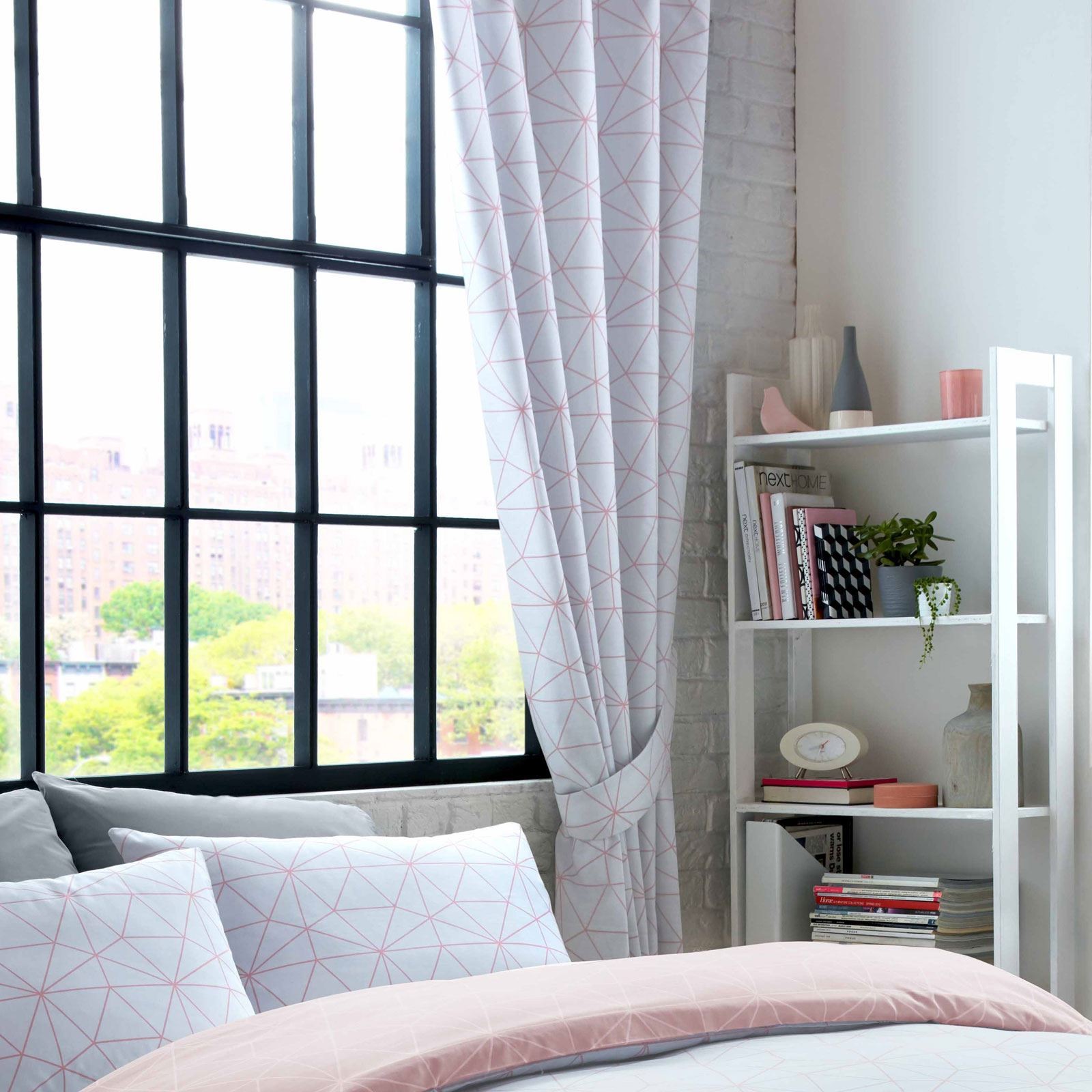 METRO GEOMETRIC PRISM TRIANGLE LINED CURTAINS WITH TIE BACKS GREY PINK 54″ DROP