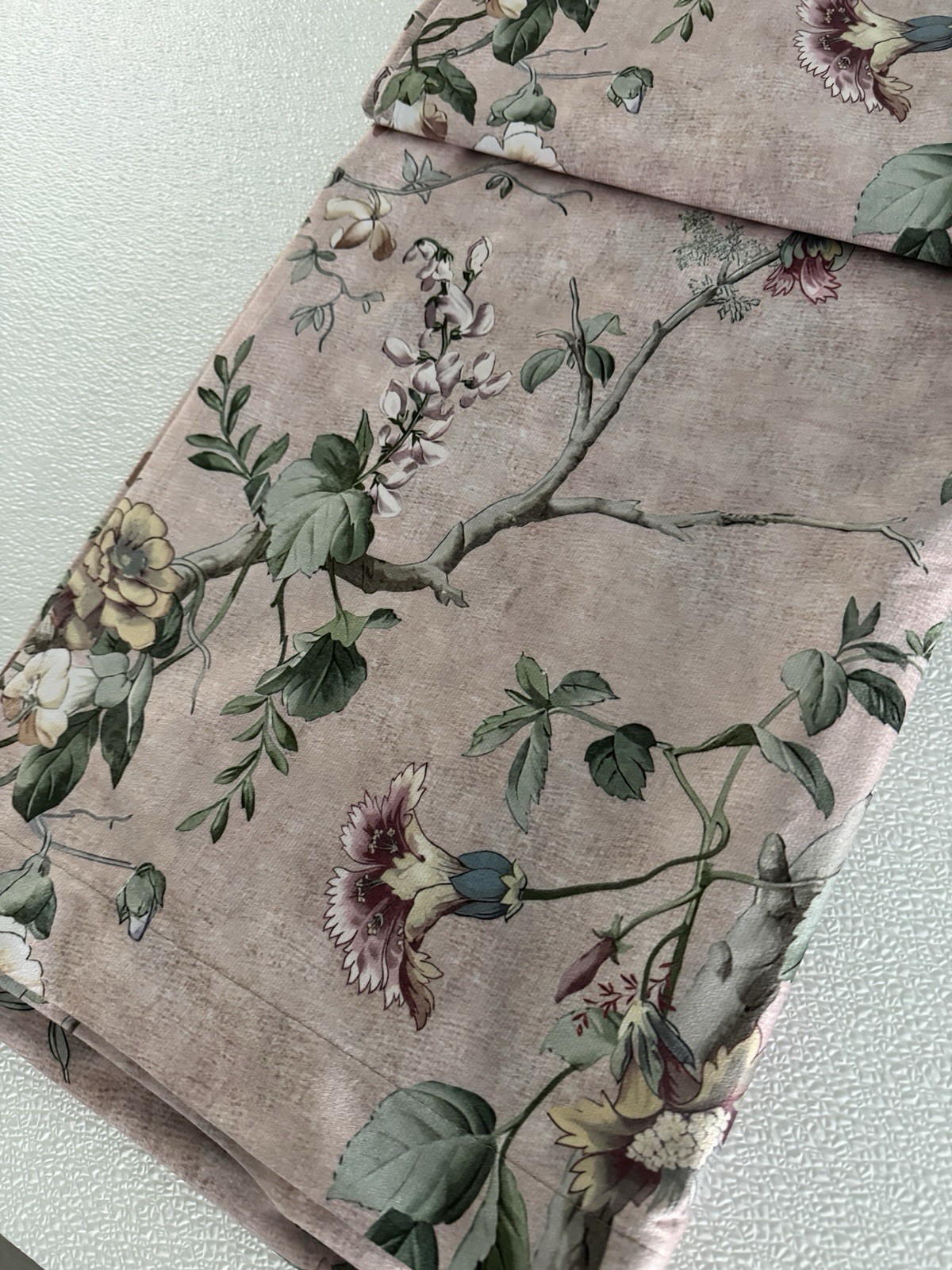 CALLISTO Window Curtains 2 Panels 38″ X 96″ Flowers Drapers Back Tab Blush Rose