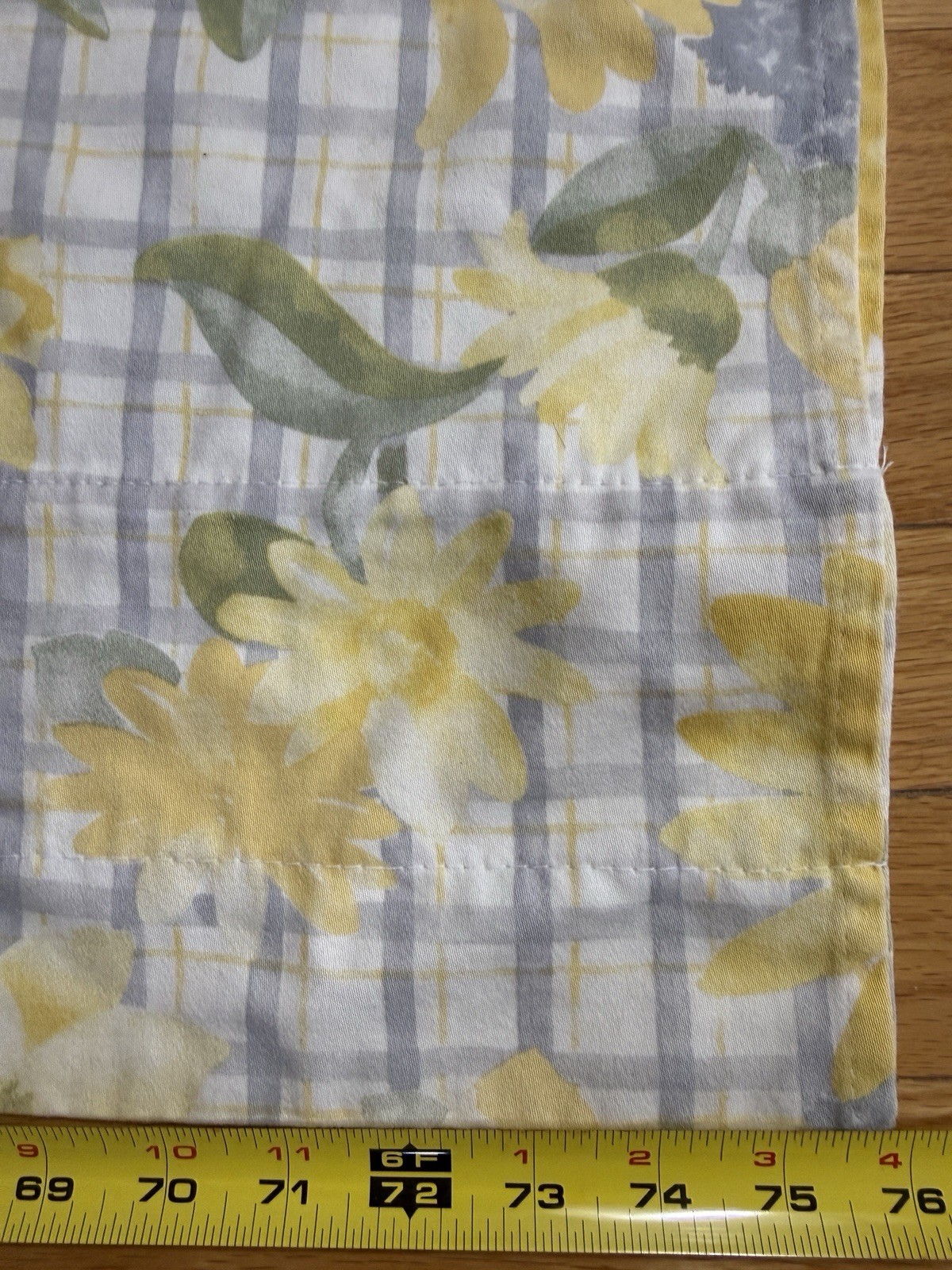 Vintage 1990s Window Valance Country Kitchen Floral Plaid Yellow Gray, 76×16”