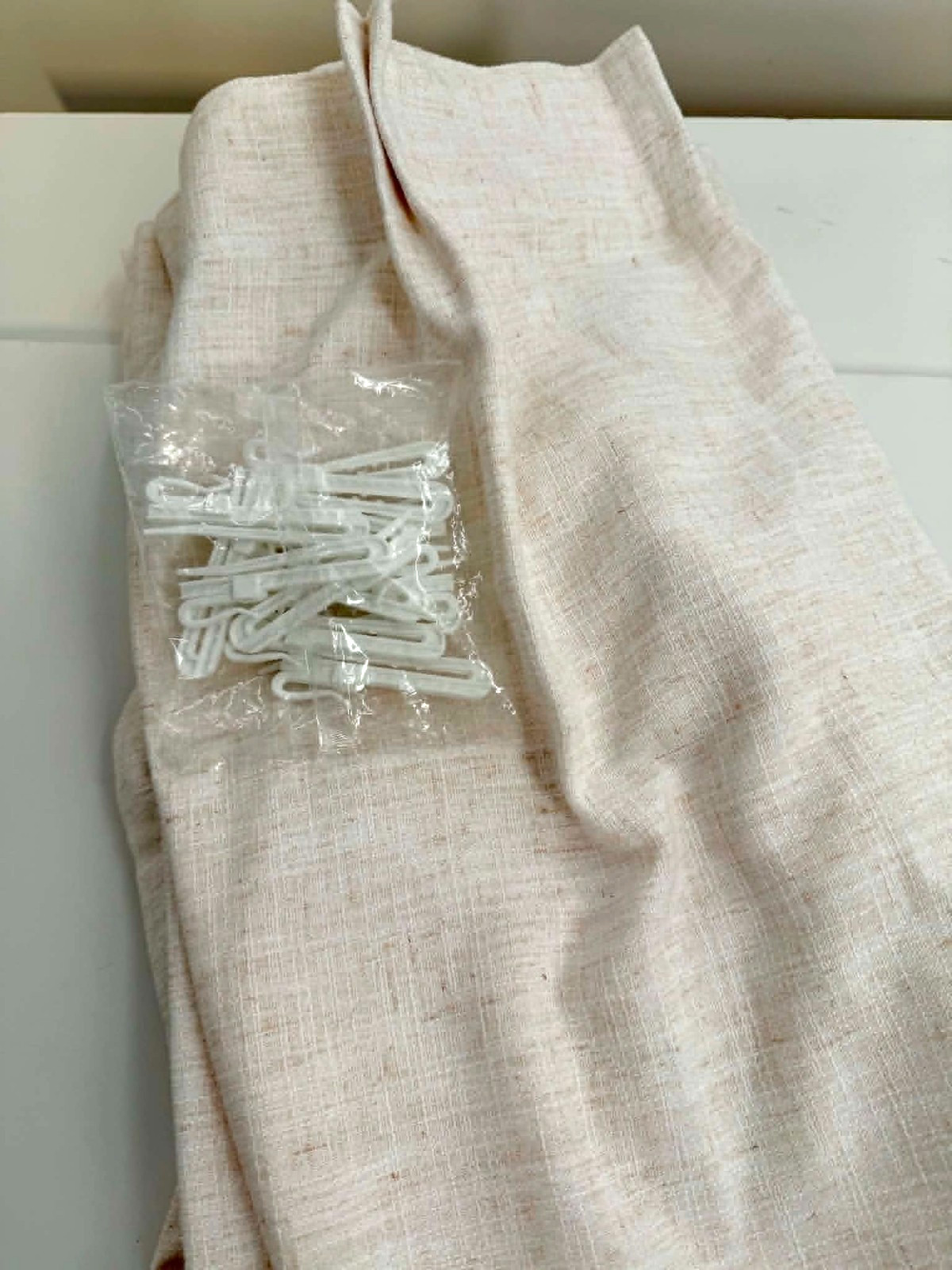 1 Pinch Pleat Panel Liz Linen Curtains Two Pages 52 X 96 BEIGE WHITE with Hooks