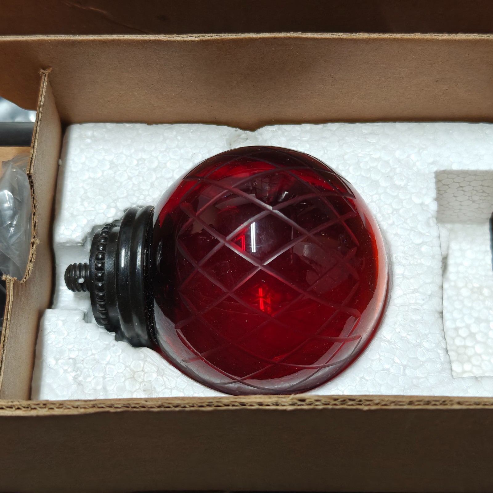 Pottery Barn 2 Red Etched Glass Globe finials + Curtain Drape Rod 48-88″
