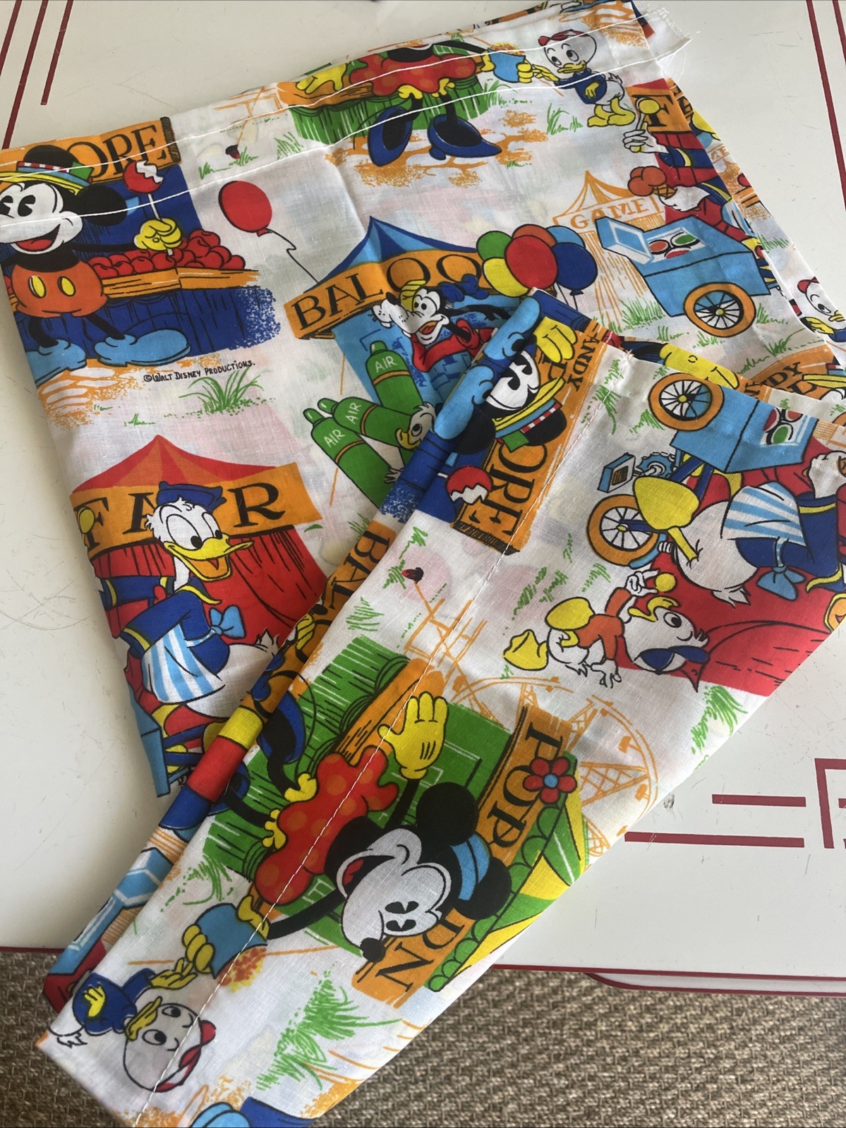 Disney Mickey And Minnie Mouse Curtains 2 Panels 30” X 24”