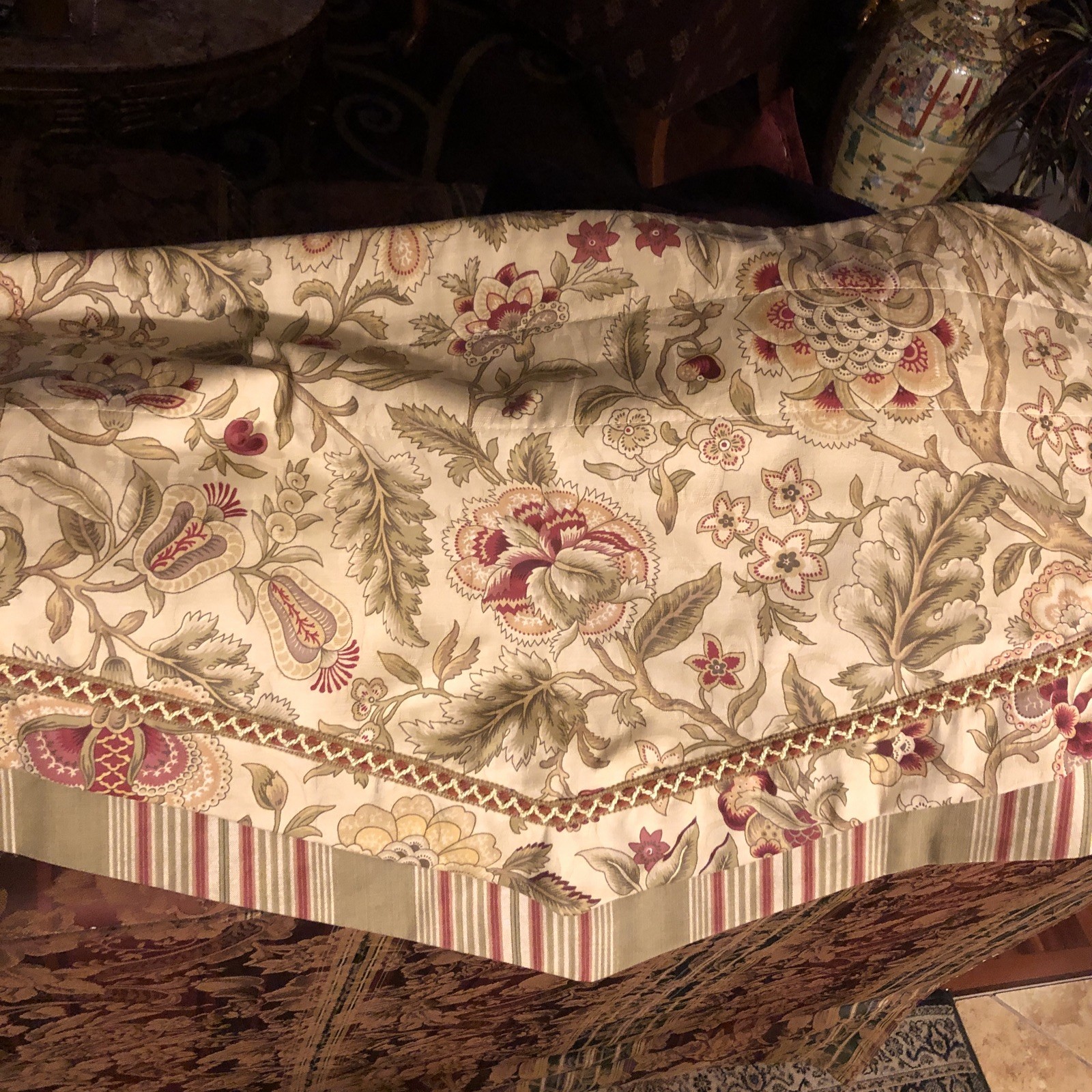 2 Waverly IMPERIAL DRESS Red Beige Green Floral Jacobean Curtain VALANCE 50×19