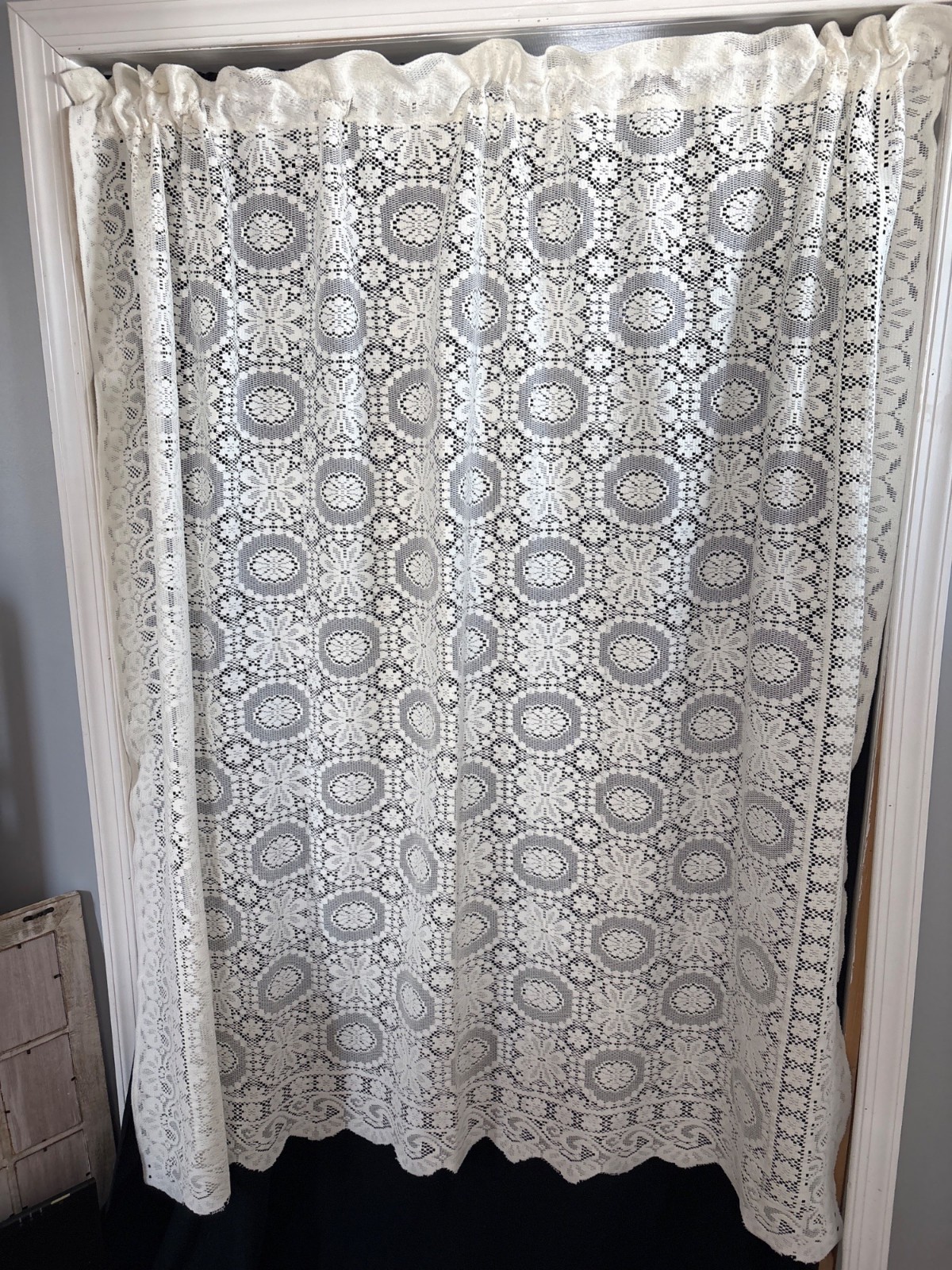 Cream Lace Curtain Panel 60” Wide x 76” L Floral Pattern Vintage Style