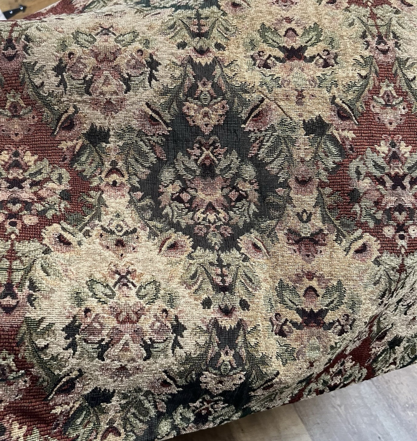 HEMPSTEAD 95″L Drapery Panels Tapestry Green Beige Burgundy tan Floral 2 pc new