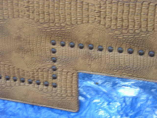 WIDOW TREATMENT UPHOLSTERED CUSTOM MADE CORNICE BOARD FAUX ALLIGATOR NAILHEAD