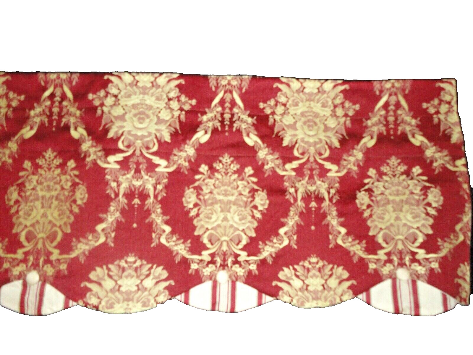 WAVERLY CHATHAM MOMENTO RED FLORAL & GOLD STRIPE (1PC) BUTTON VALANCE 18 X 76