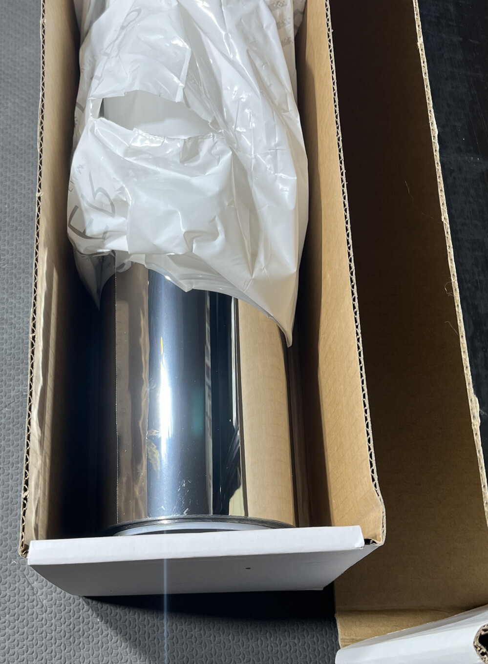 Kepler 60″x100FT Chrome Reflective Silver 22% Professional Window Film + Shirts