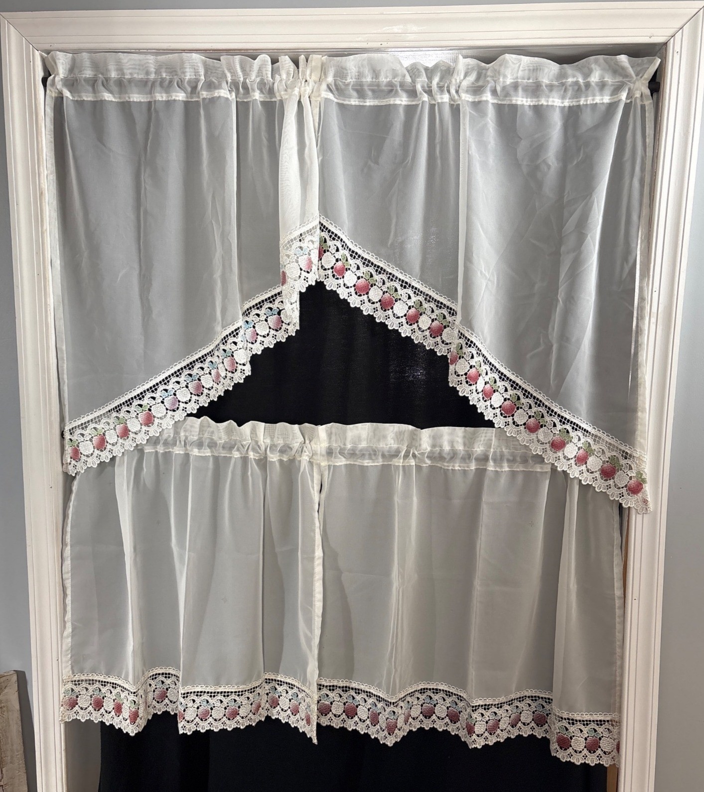 Cream Apple Kitchen Curtains Swag & Tier Set 60″ W x 30″ L & 60″ W x 24″ L