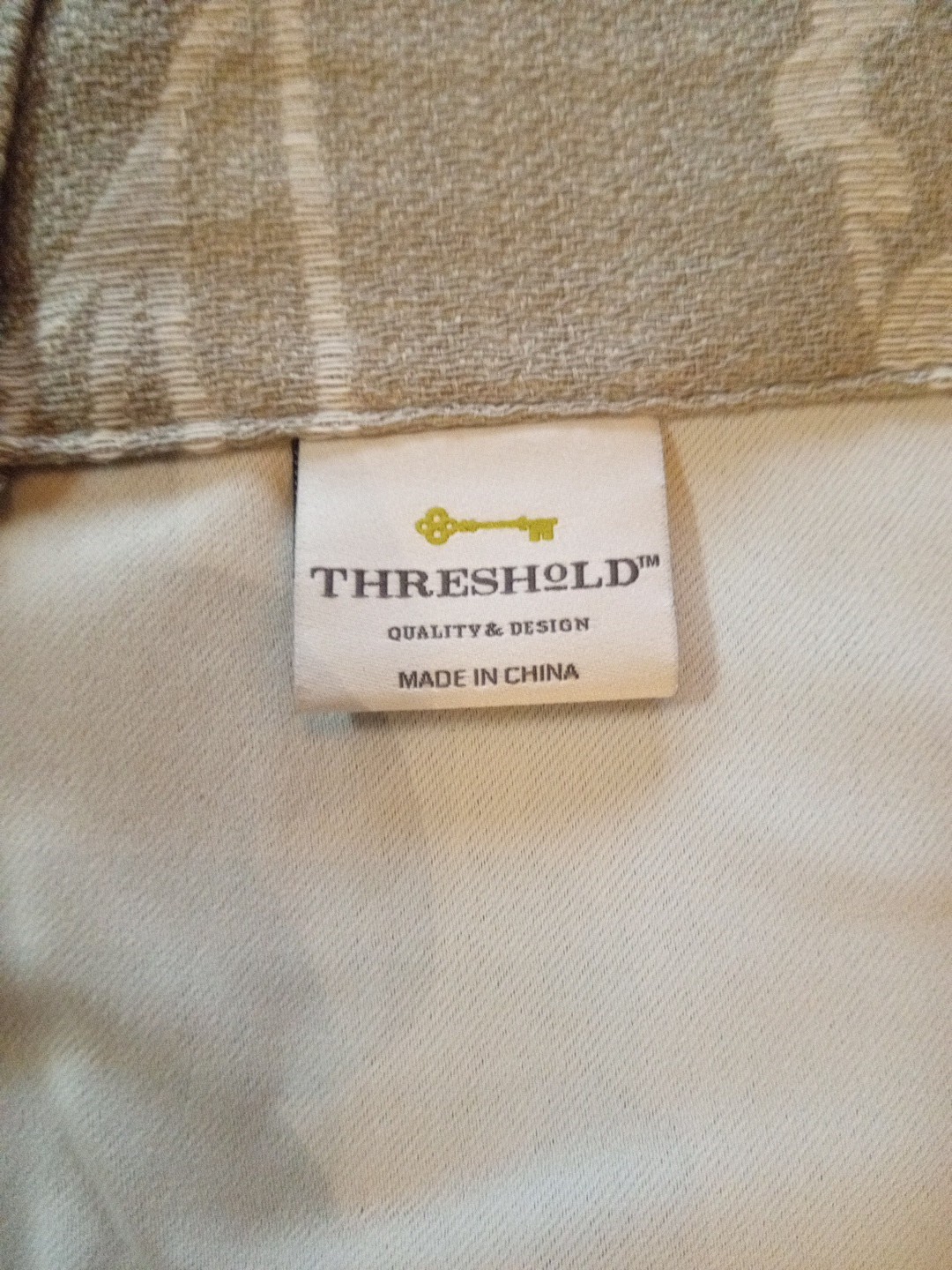 Threshold Floral Botanical 99% Blackout Curtain Panel Beige White 50×63 Window