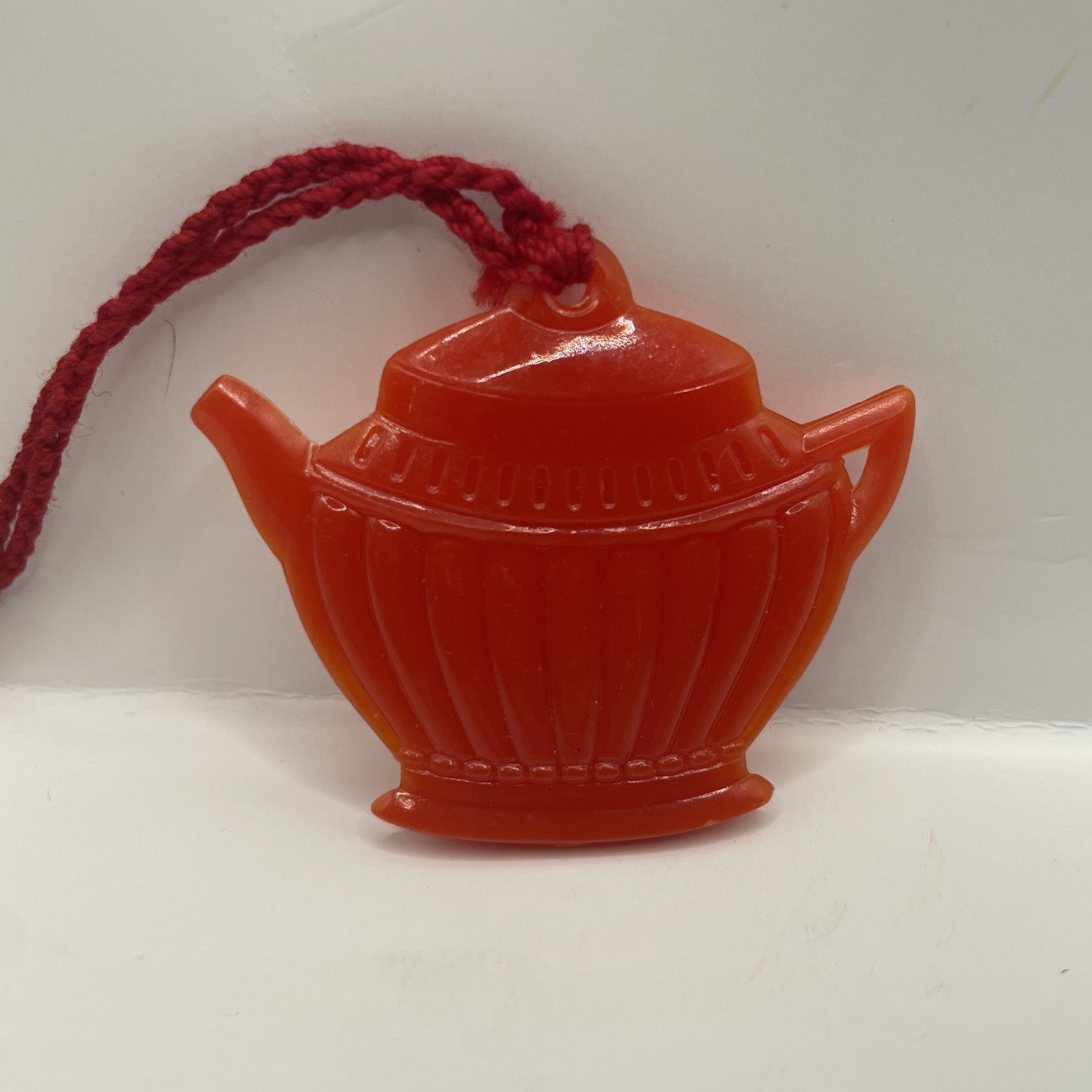 Vintage 1940s Red TEAPOT Window Shade Pull HTF