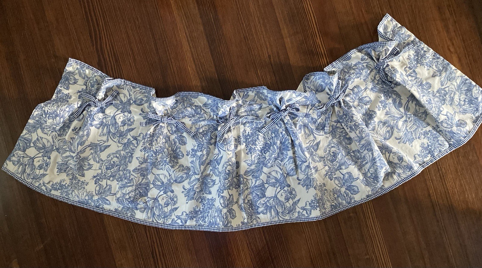 Waverly Garden Room ( 1 ) Blue Garden Toile Floral Gingham Window Valance W/Bows