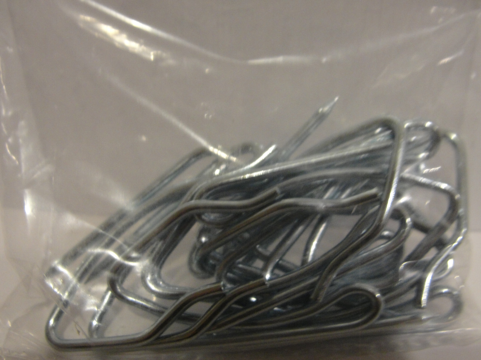 Levolor-Kirsch 1-1/2″ Pin-On Hooks 14914