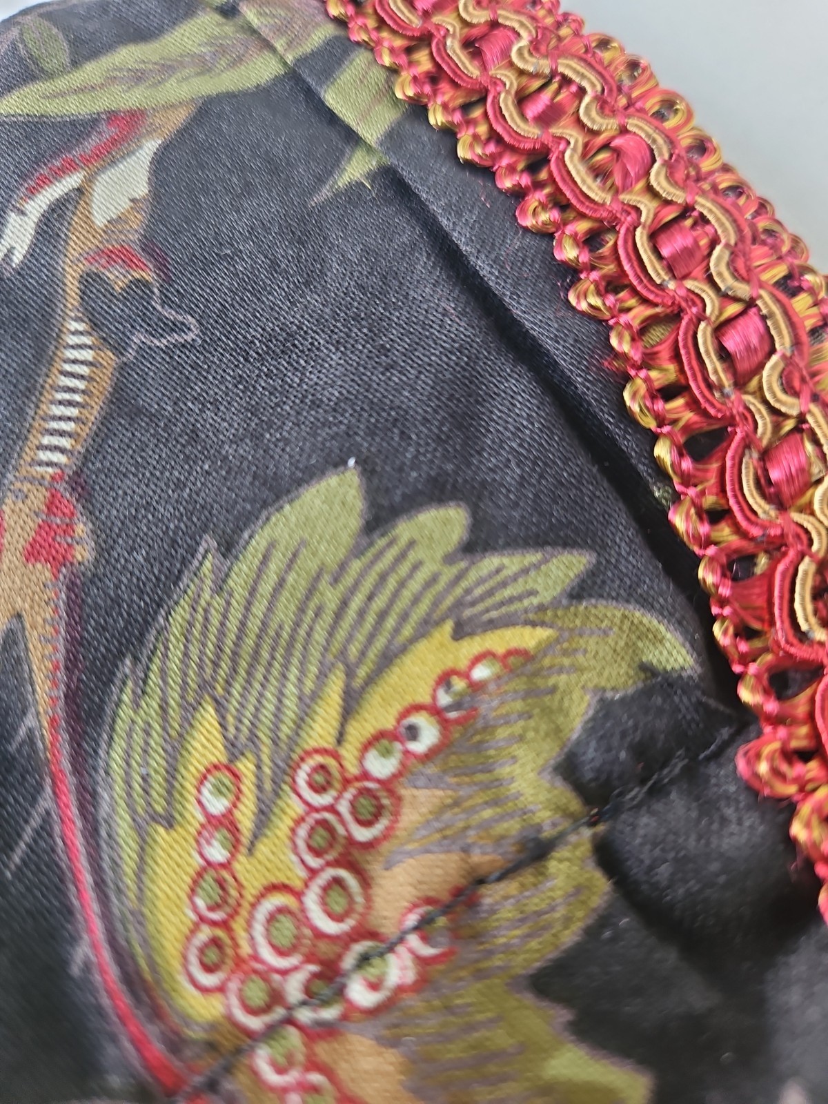 Waverly FELICITE Red BLACK Gold Green Floral VALANCE Modern Farmhouse 50X15 NOIR