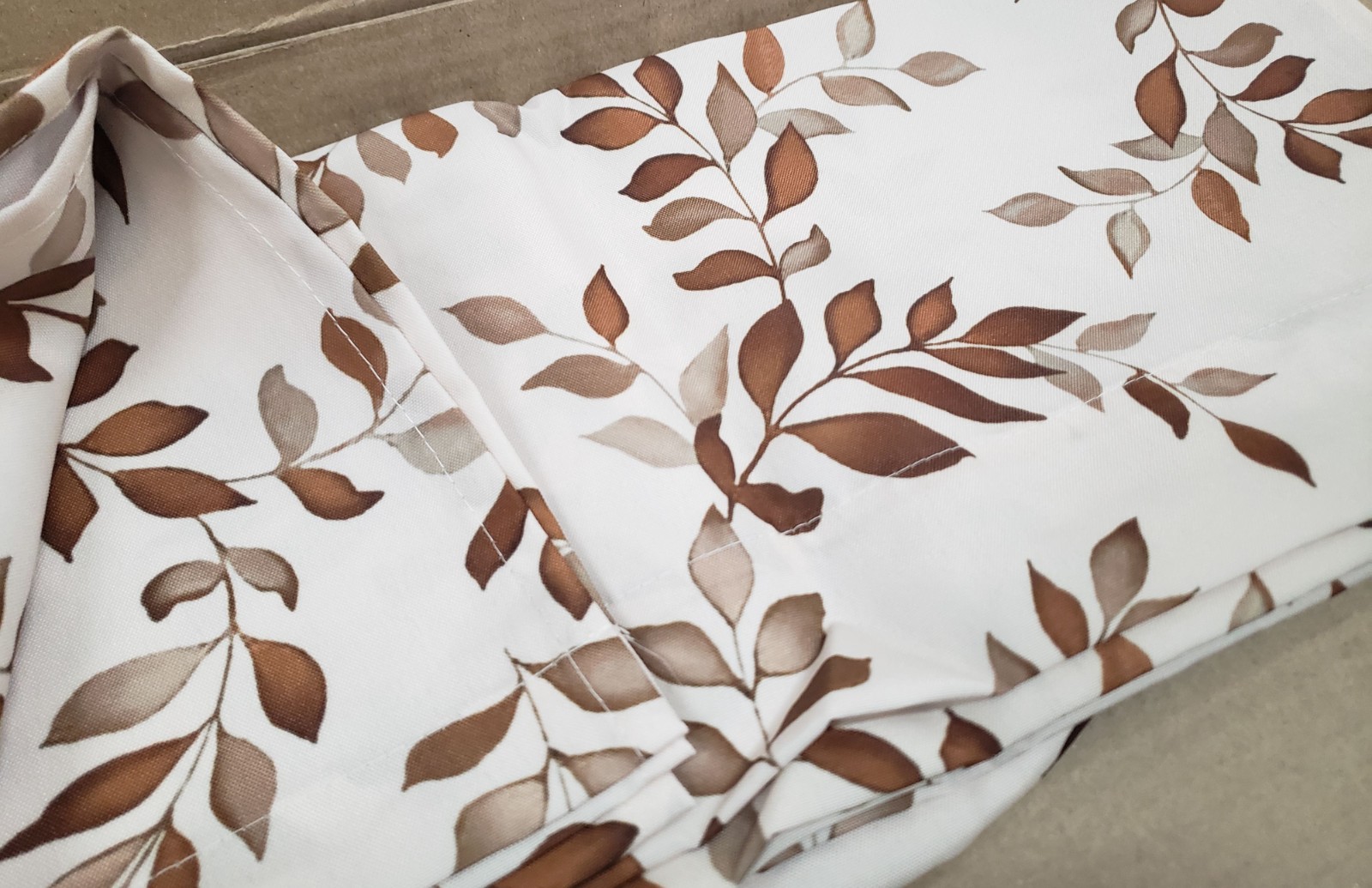 Set of 2 Printed Kitchen Tiers (29″ x 36″) (no Swag Valance) BROWN LEAVES, CE